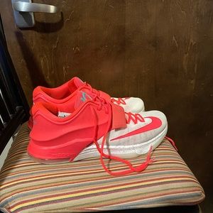 KD 7 “Egg Nog” Size 12